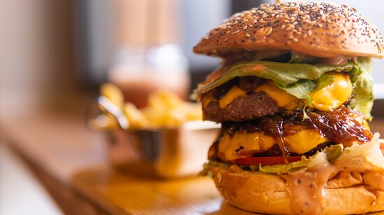 Casablanca King Size Burger